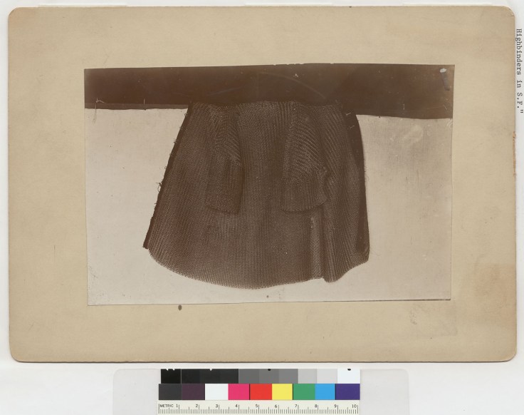 Chinese coat of mail used by Chinese highbinders in San Fransisco. Contributing Institution: UC Berkeley, Bancroft Library. The possibility of meeting a foe wearing armor (also noted in the Harper's Weekly article) would certainly explain the popularity of strong stabbing points on some 19th century Hudiedao.