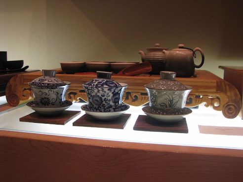 Chinese tea set.  Source: Wikimedia.