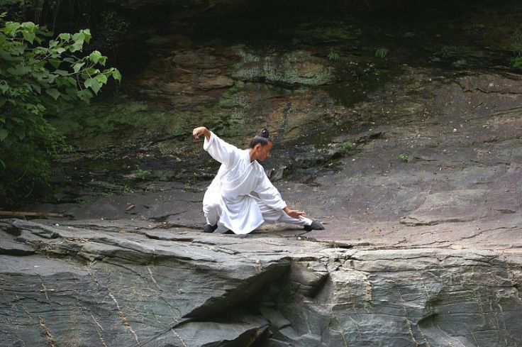 Taiji Quan being practiced at Wudang. Source: Wikimedia.