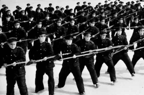A militia in the 1940s armed with spears.  Many of these groups were composed of former Red Spear units that had been reorganized by the KMT.  Source: http://www.historyextra.com/gallery/chinas-wars
