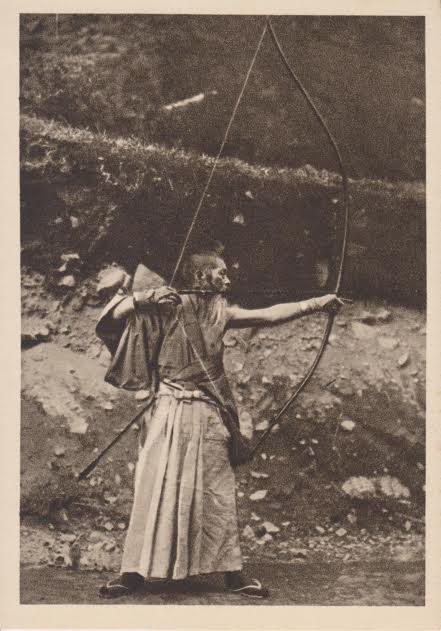 A European trade card showing traditional Japanese archery (probably circa 1930). Kyudo was one of the martial arts promoted by the Butokukai. Source: Author's Personal Collection.
