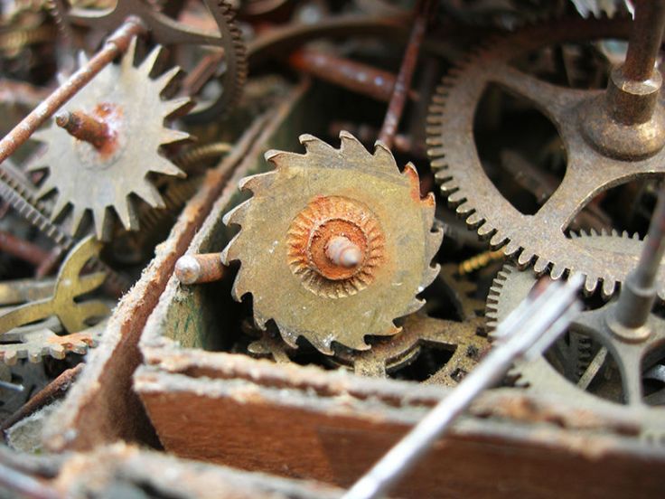 Deconstructed clock gears. Public Domain. Source: Wikimedia.