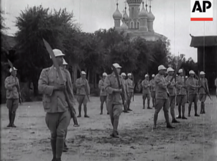 "Russo/Chinese War Scenes." Chinese soldiers drill with Pudao.  Vintage Newsreel. 1929.