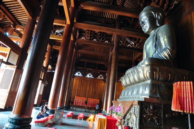 The bronze Buddha of the Jing'an temple, Shanghai.