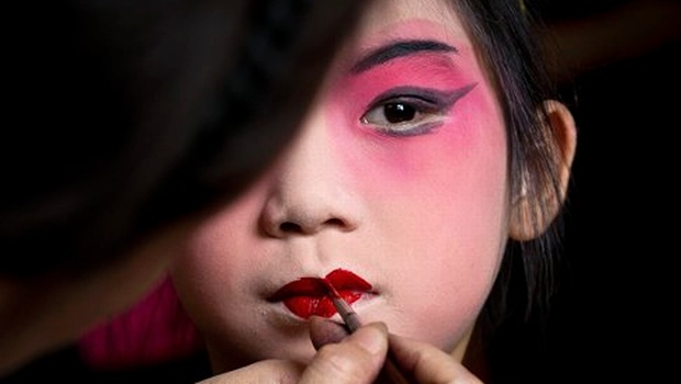 beijing-opera-makeup-1