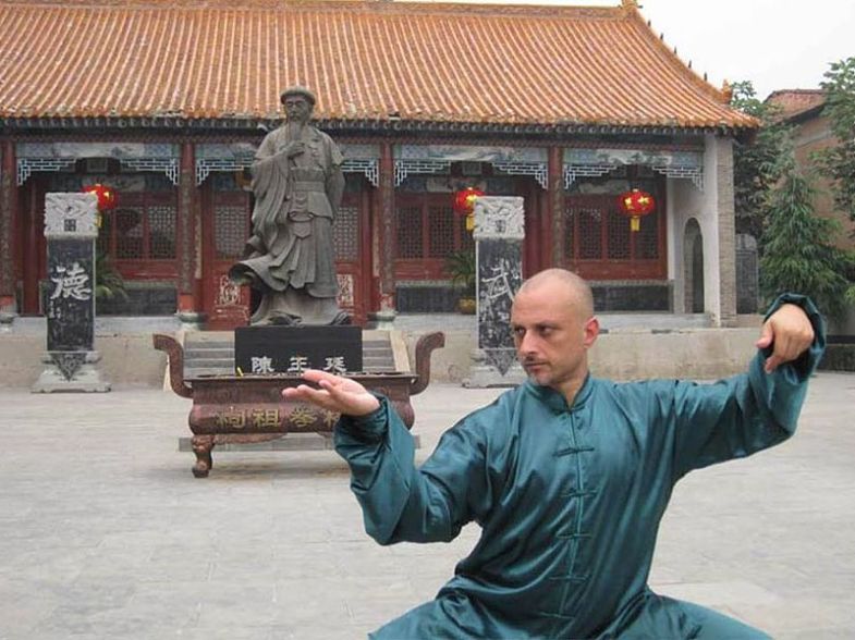 Photo by Marcello Sidoti. Source: Wikimedia.