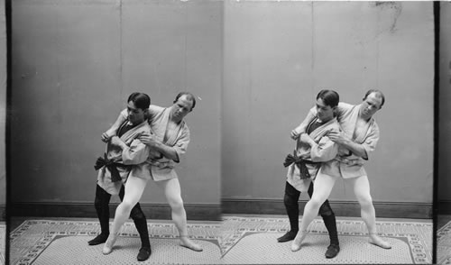 An American Wrestler facing off against a Judo student.  This photo is identified as having been taken in the Philippines in 1904, but Joseph Svinth suspects that it was actually taken in the US in 1904.  Source: https://calisphere.org 